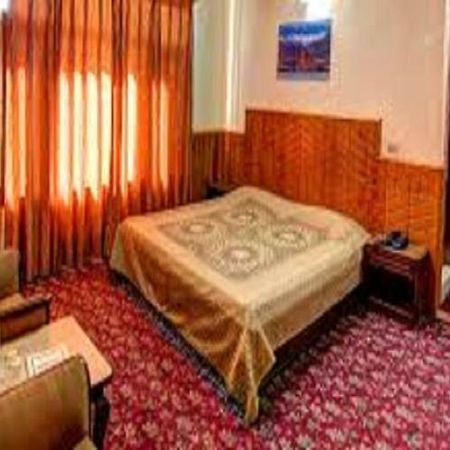 Hotel Marble Manali  Ngoại thất bức ảnh